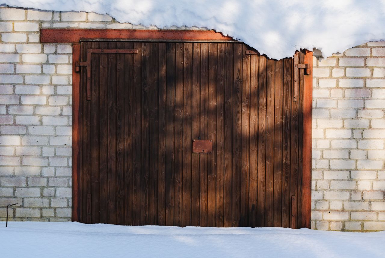 Garage door service in Rockville, MD